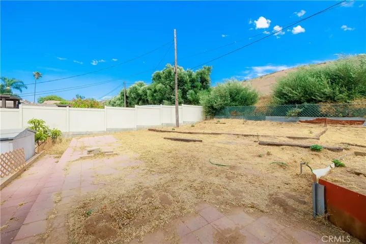 2310 Loveland Drive, Jurupa Valley, California 92509