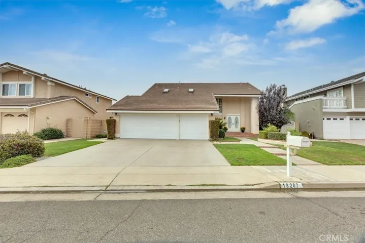 18207 Leaf Circle, Huntington Beach, California 92648