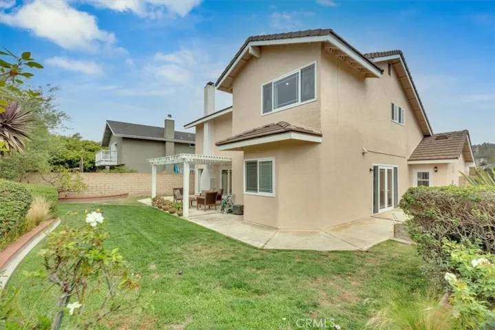 18207 Leaf Circle, Huntington Beach, California 92648