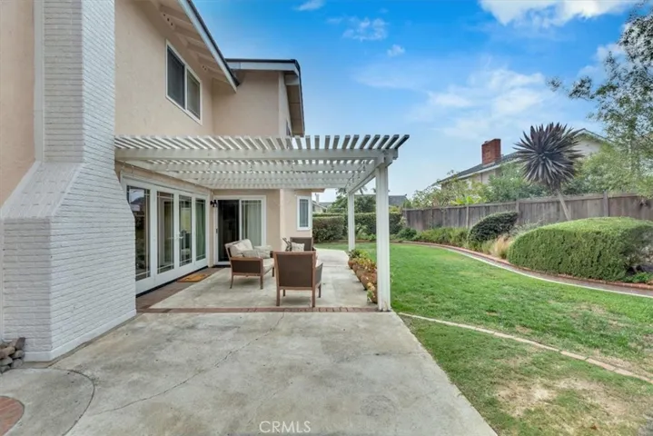 18207 Leaf Circle, Huntington Beach, California 92648