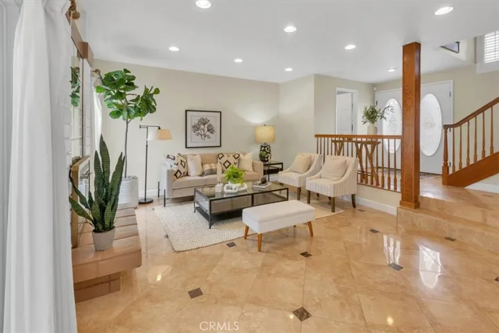 18207 Leaf Circle, Huntington Beach, California 92648