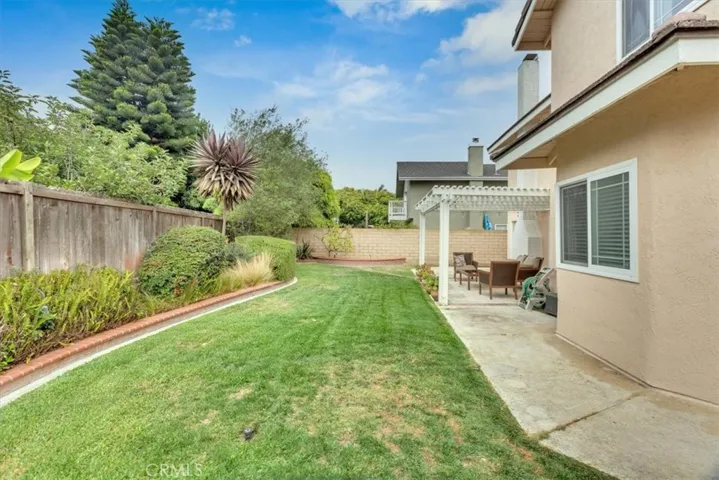 18207 Leaf Circle, Huntington Beach, California 92648