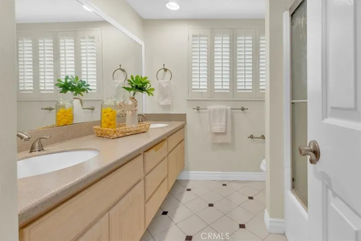 18207 Leaf Circle, Huntington Beach, California 92648