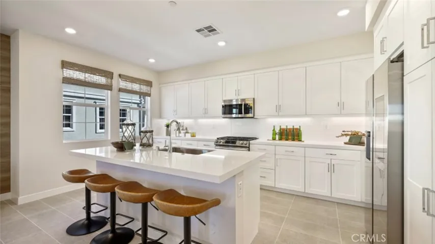 Photos shown are of model only- not actual homesite.