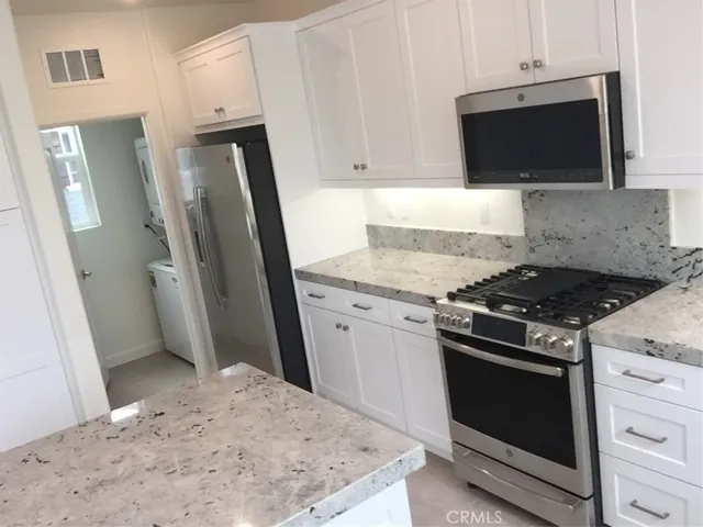 18373 Iris Lane, Yorba Linda, California 92886