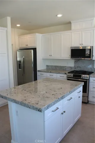 18373 Iris Lane, Yorba Linda, California 92886