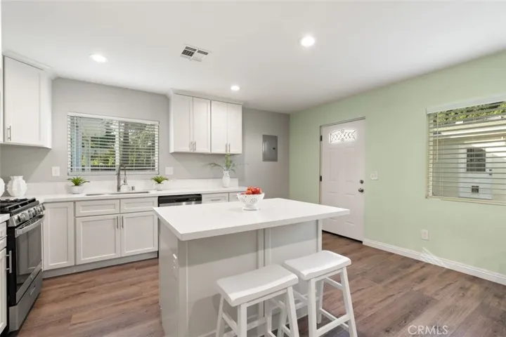 3550 Washington Street, Riverside, California 92504