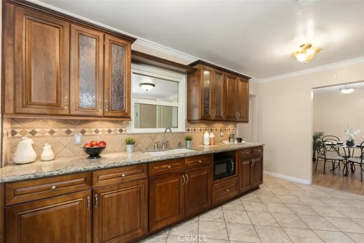 3550 Washington Street, Riverside, California 92504