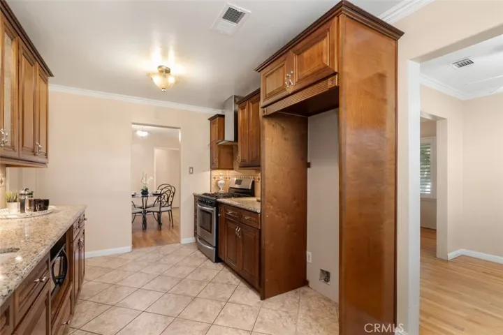 3550 Washington Street, Riverside, California 92504