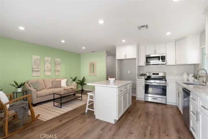 3550 Washington Street, Riverside, California 92504