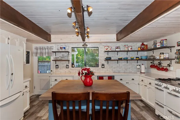 684 Elm St, Big Bear Lake, California 92315