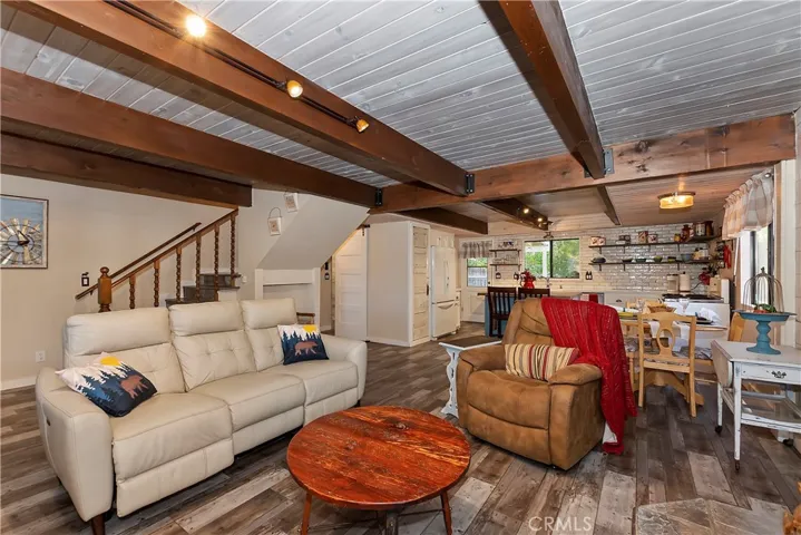 684 Elm St, Big Bear Lake, California 92315