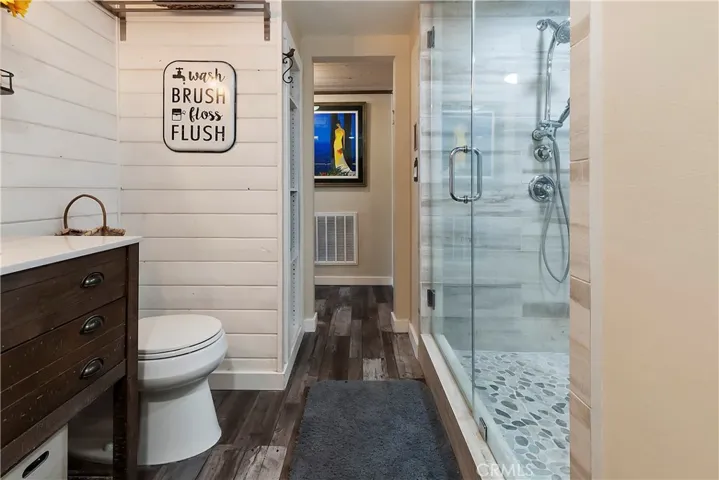 684 Elm St, Big Bear Lake, California 92315
