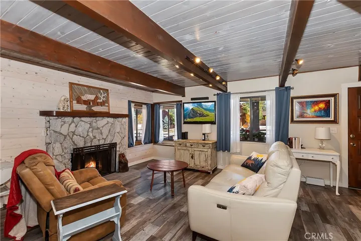 684 Elm St, Big Bear Lake, California 92315