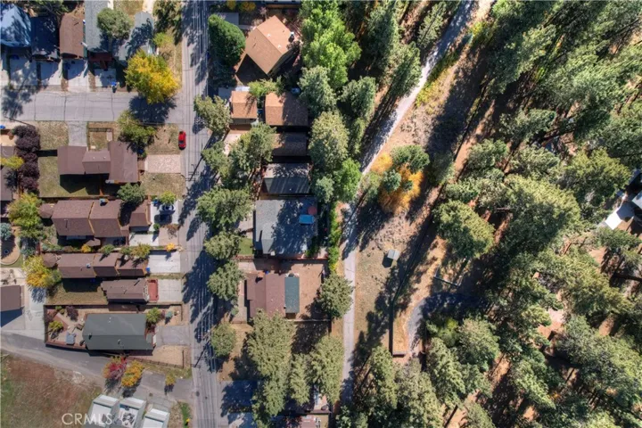 684 Elm St, Big Bear Lake, California 92315