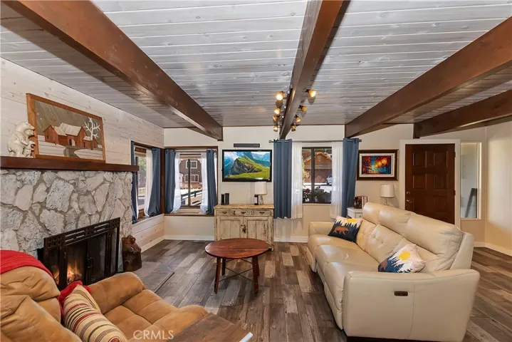 684 Elm St, Big Bear Lake, California 92315