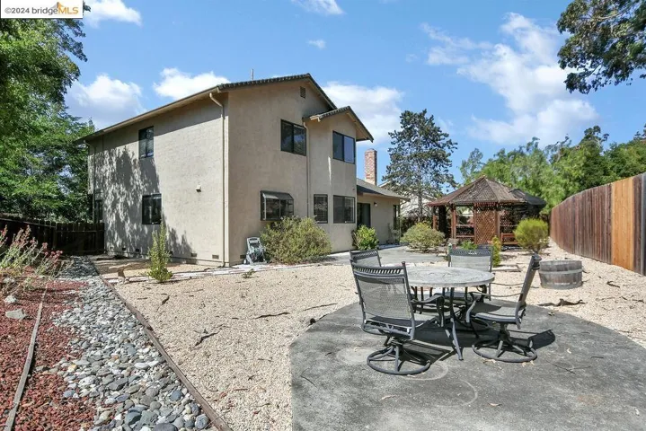 112 Buckley Court, Hercules, California 94547