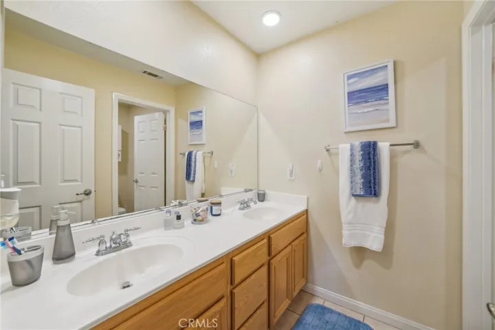 15813 Mcintosh Avenue, Chino, California 91708