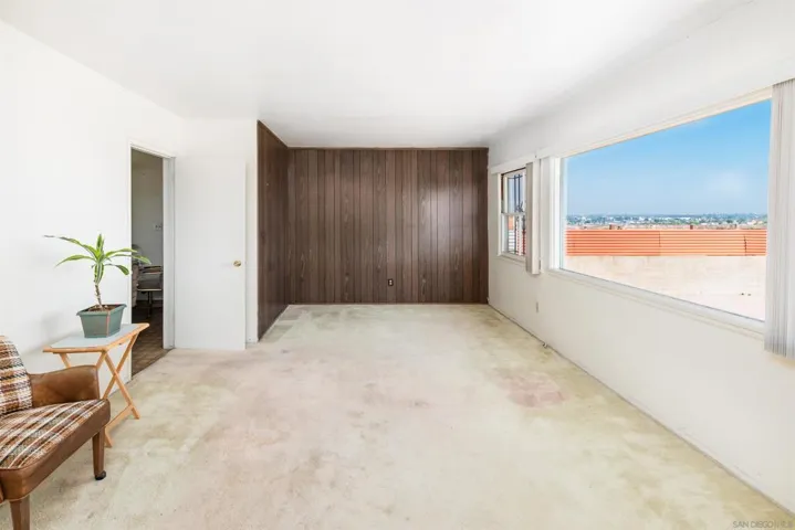 5704 Dream St, San Diego, California 92114