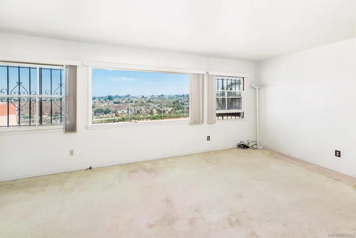 5704 Dream St, San Diego, California 92114