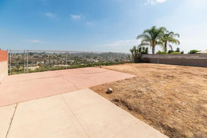 5704 Dream St, San Diego, California 92114