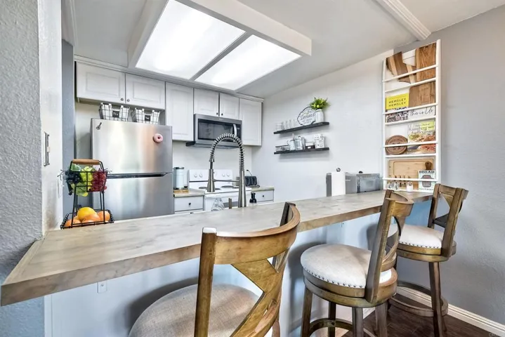 113 Candice Place, Vista, California 92083