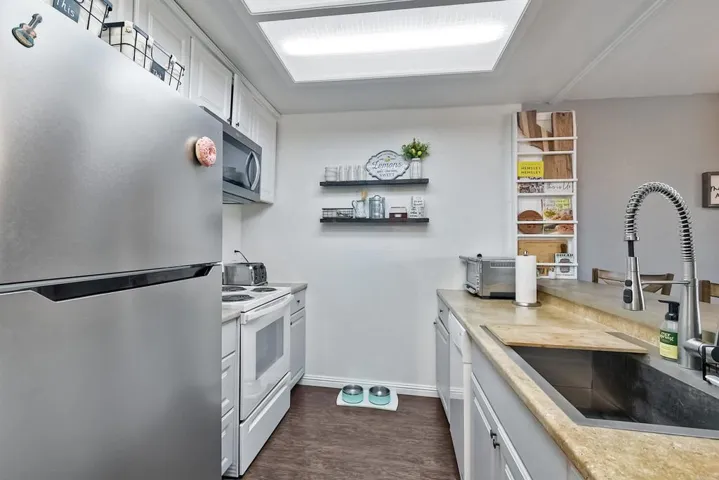 113 Candice Place, Vista, California 92083