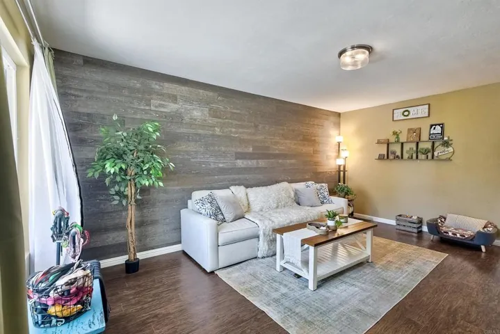 113 Candice Place, Vista, California 92083