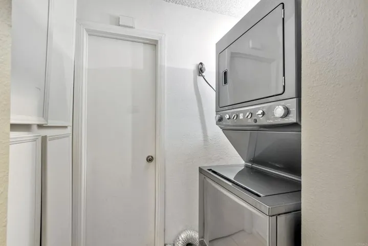 113 Candice Place, Vista, California 92083
