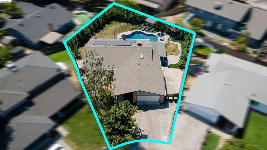 9219 Neville Way, Stockton, California 95209