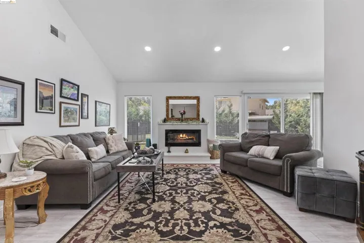 9219 Neville Way, Stockton, California 95209