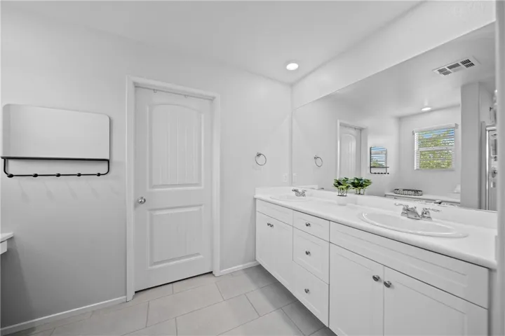 30432 Village Knoll Drive, Menifee, California 92584