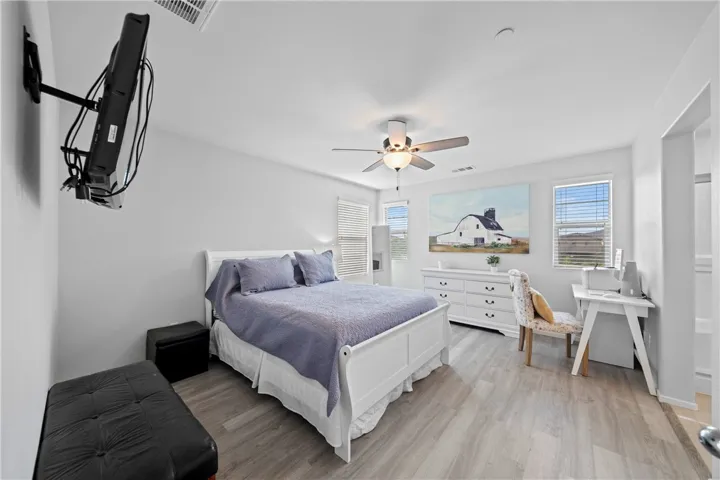 30432 Village Knoll Drive, Menifee, California 92584