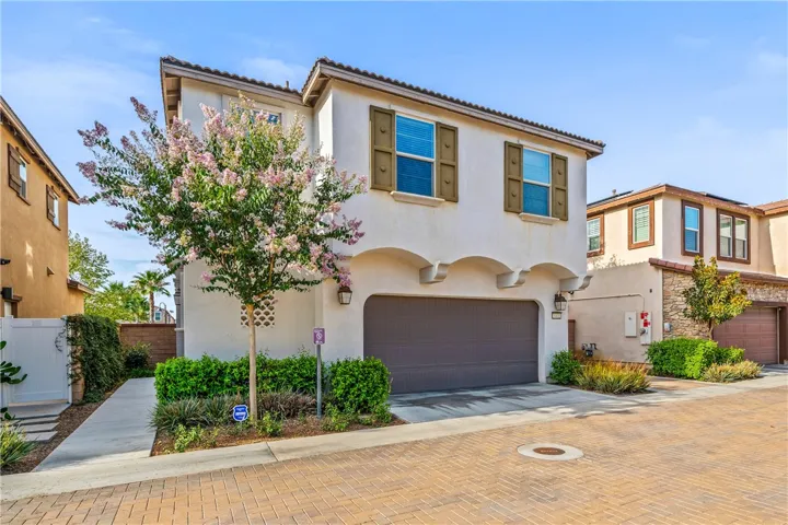 30432 Village Knoll Drive, Menifee, California 92584