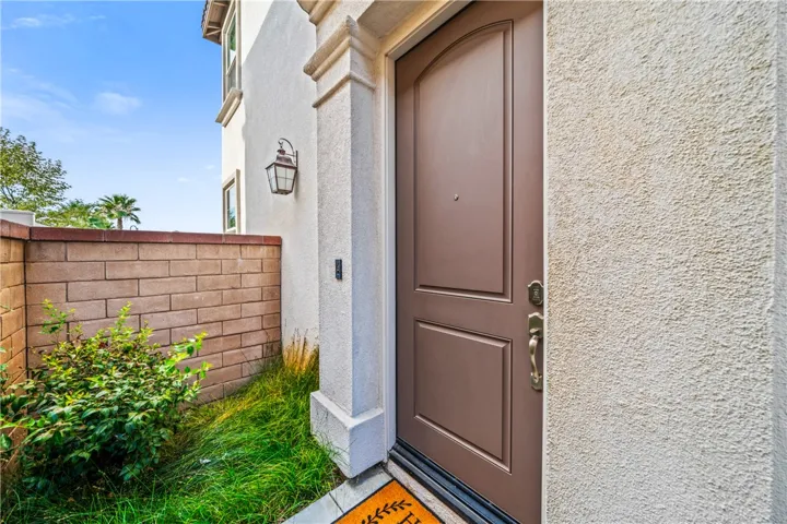 30432 Village Knoll Drive, Menifee, California 92584