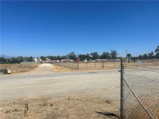 Northwest corner view East to 215 frwy from 33235 Bailey Park