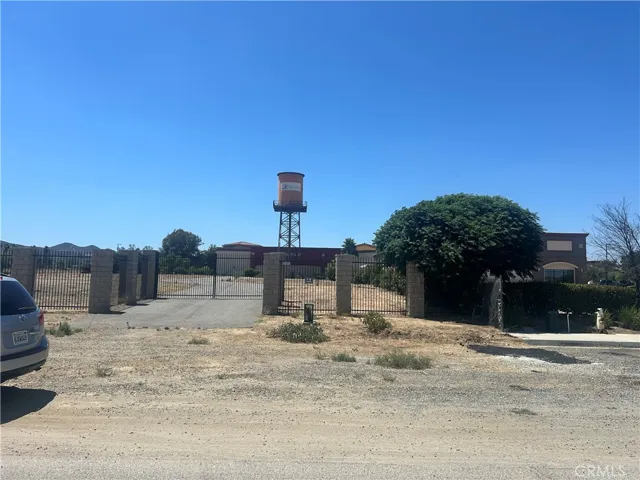 View from NW corner to Zeider Rd shopping center