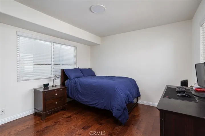 222 Larsson Street, Manhattan Beach, California 90266