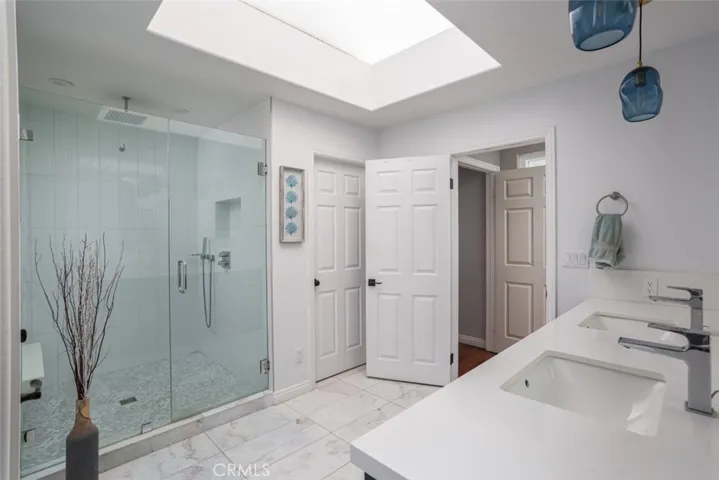 222 Larsson Street, Manhattan Beach, California 90266