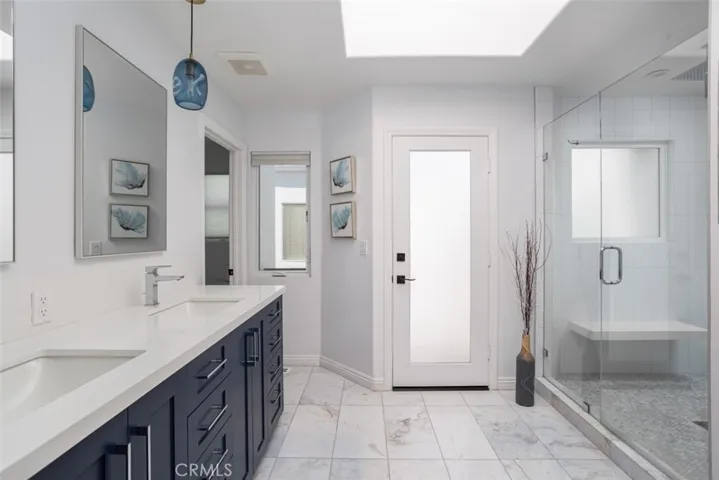 222 Larsson Street, Manhattan Beach, California 90266