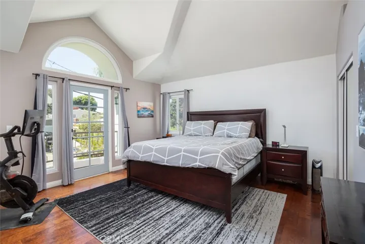 222 Larsson Street, Manhattan Beach, California 90266