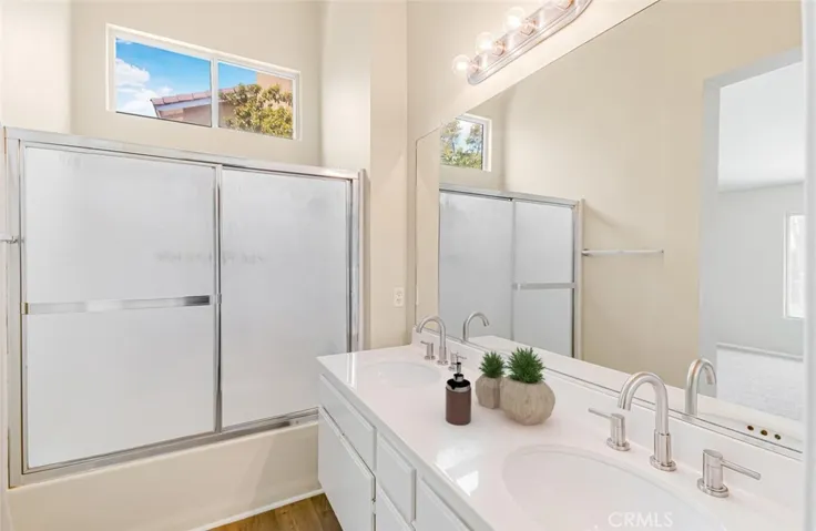 44701 Sandhurst Lane, Lancaster, California 93536