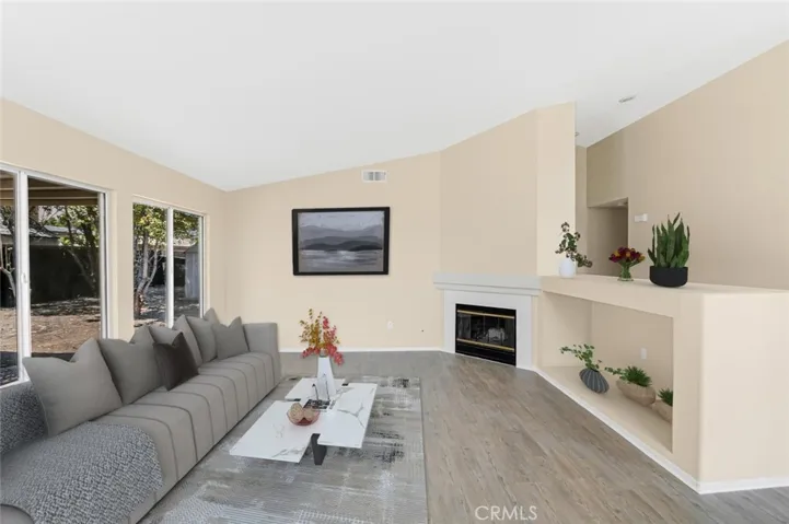 44701 Sandhurst Lane, Lancaster, California 93536