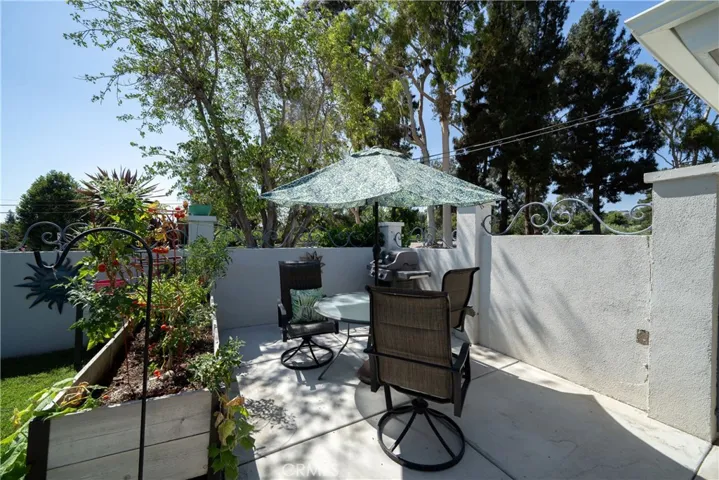 sideyard