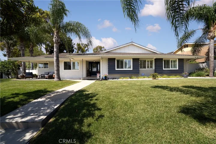 105 Eseverri Lane, La Habra Heights, California 90631