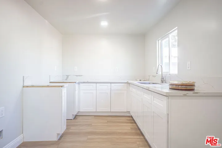 1241 W 110th Street, Los Angeles, California 90044