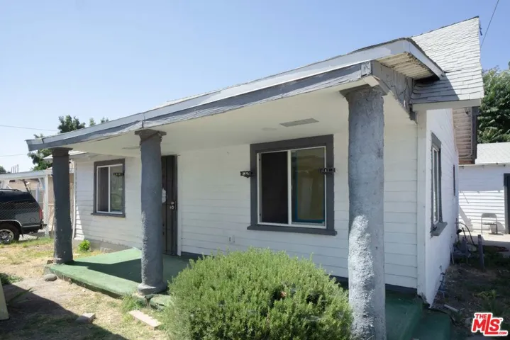 1241 W 110th Street, Los Angeles, California 90044