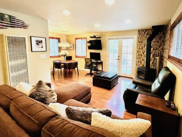 929 Peter Avenue, Big Bear, California 92314 home-pic-4
