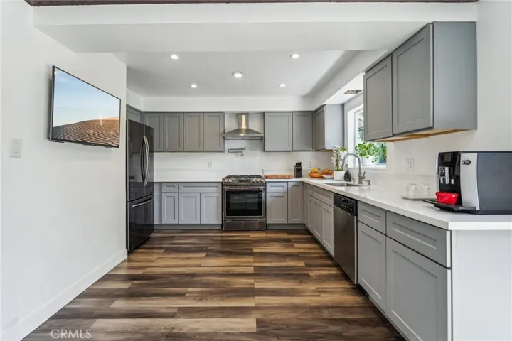 2232 250th Street, Lomita, California 90717