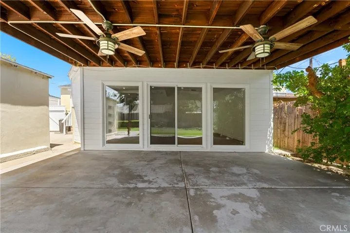 1115 N Catalina Street, Burbank, California 91505